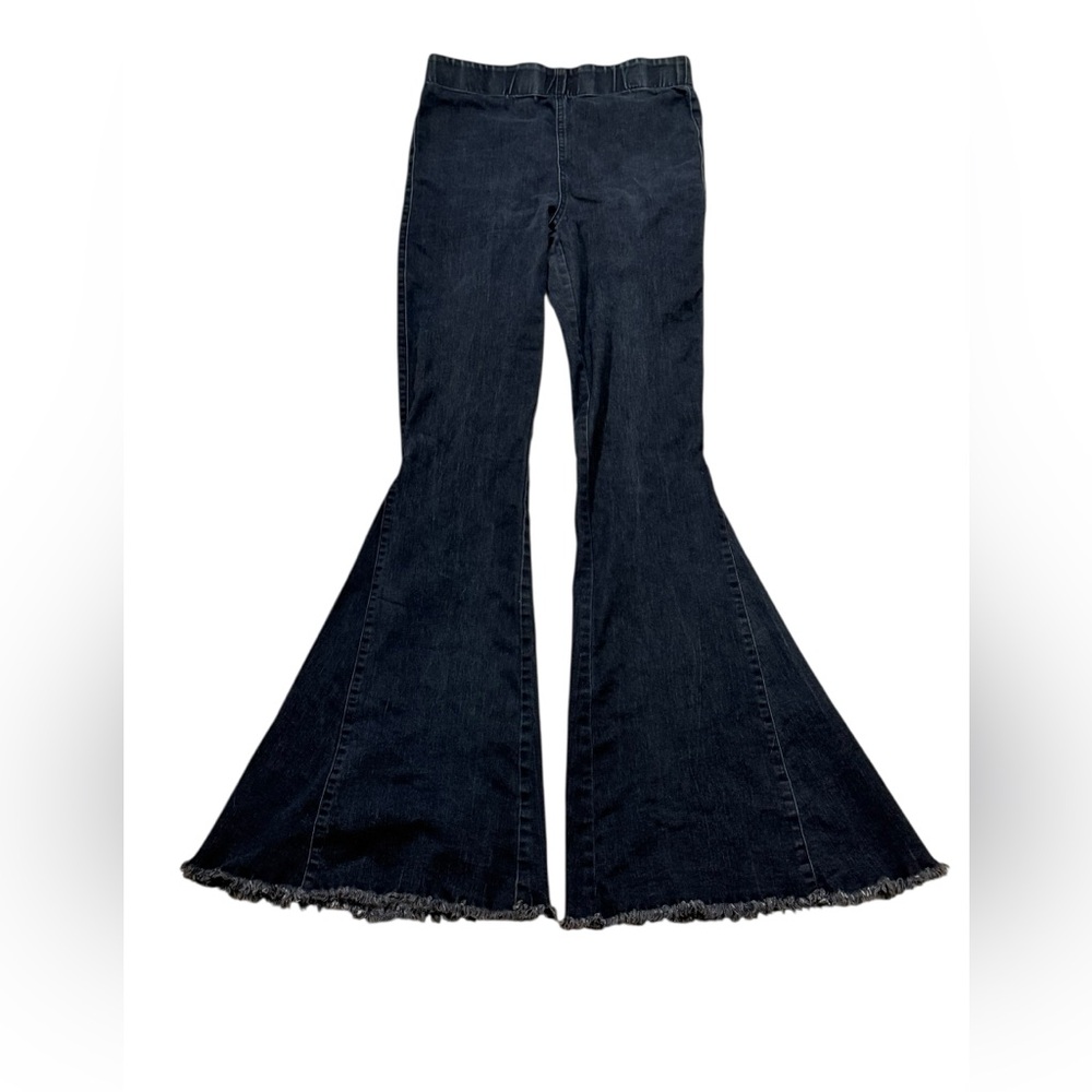 Newbury Kustom Dark Denim High Rise Extreme Flare Jeans in Dark Wash Size Medium